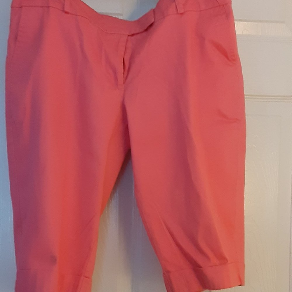 Pink  cuffed shorts
